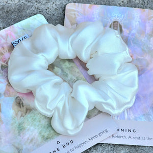 Organic Mulberry Silk Scrunchie- Pearl White 2 sizes