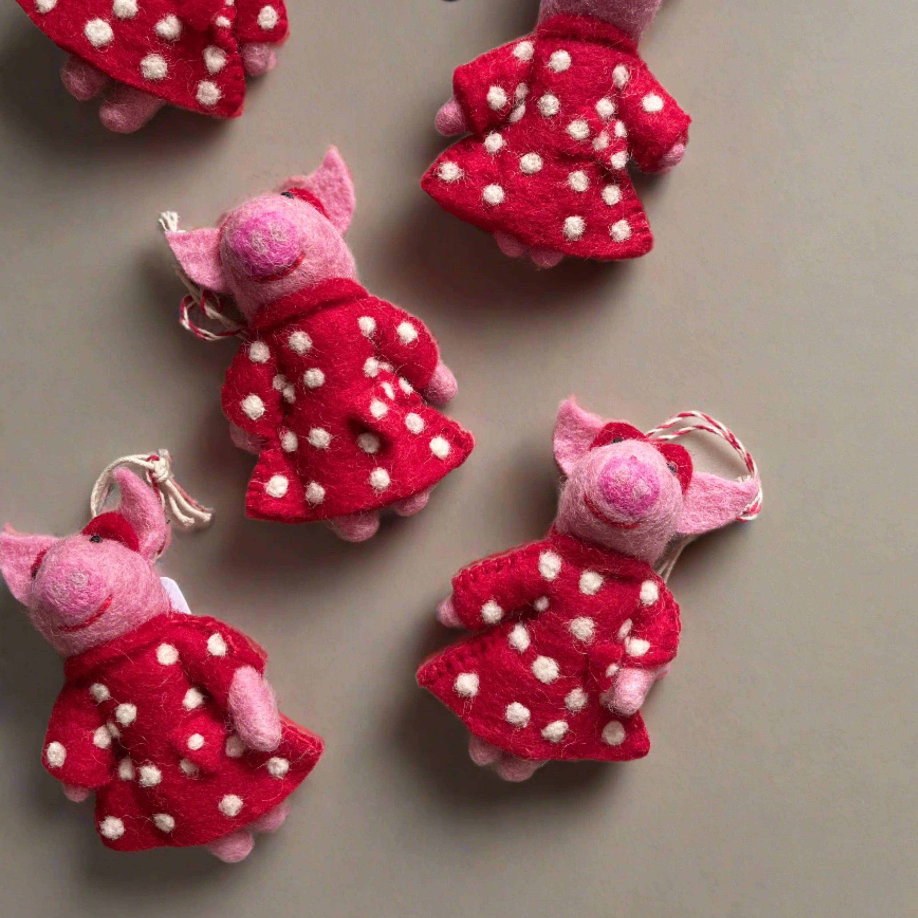 Handmade Felt Pig Cotton Cord Ornament